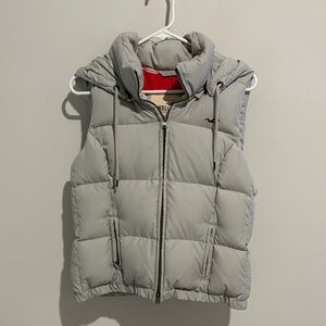 Hollister Gray Puffer Vest